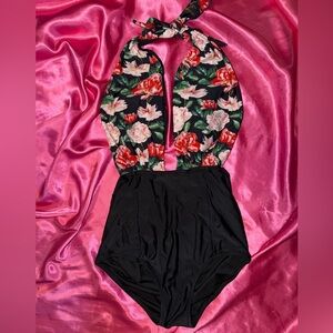 Cupshe Black Floral Boho Halter One-Piece Swimsuit Size M